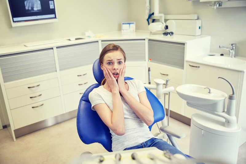 隱適美專業系列-1：矯正牙齒一定要拔牙嗎？